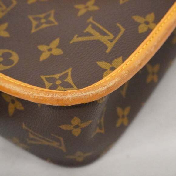 LOUIS VUITTON Authentic Brown Monogram Shoulder Bag